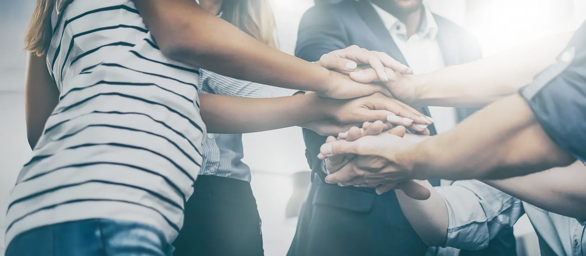 2022-07-12-blog-hero-people-helping-people-1920x840